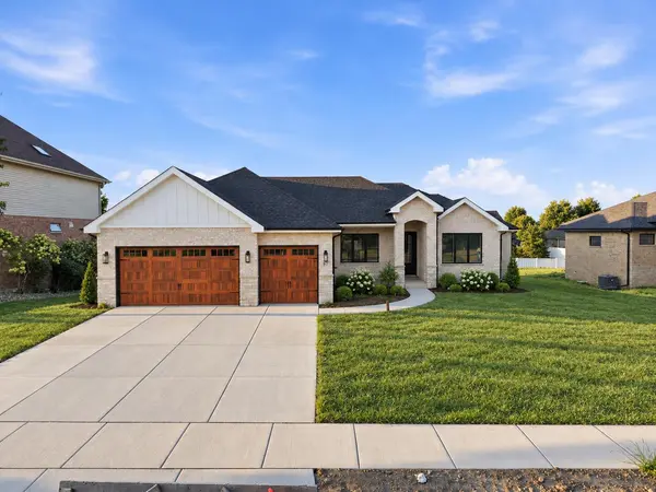 87 Primrose DR, Dyer, IN 46311