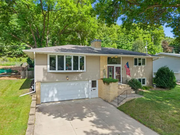 961 11 1/4 ST SW, Rochester, MN 55902