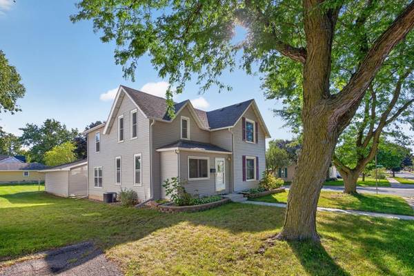 314 2nd ST SW, Stewartville, MN 55976