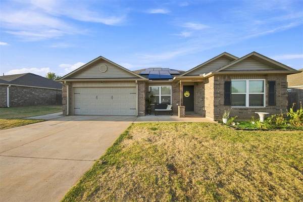 10613 SW 22nd ST, Yukon, OK 73099