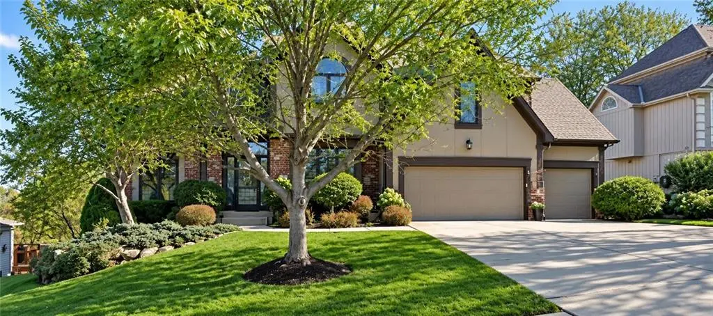 7815 N Kansas ST, Kansas City, MO 64118
