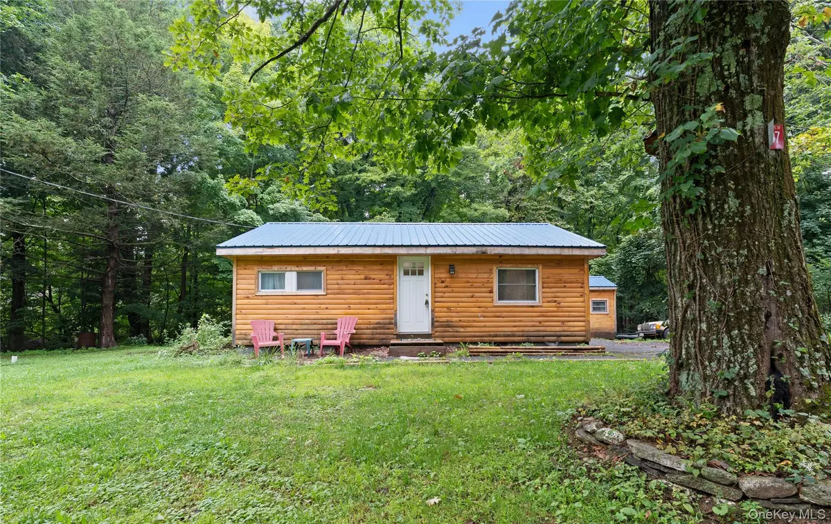 549 Hearts Content RD, Cairo, NY 12473