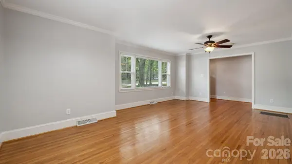 1818 Woodland DR, Charlotte, NC 28205