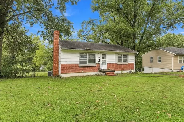 4629 Cleveland AVE, Kansas City, KS 66104