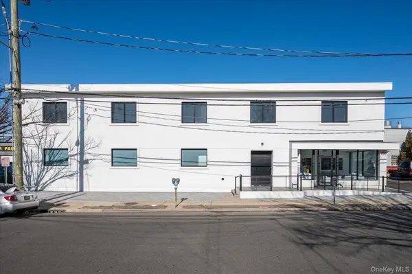 25 Willowdale AVE #2ND FLOOR, Port Washington, NY 11050