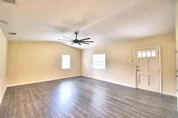 3225 OAKLAND RD N, Lakeland, FL 33801