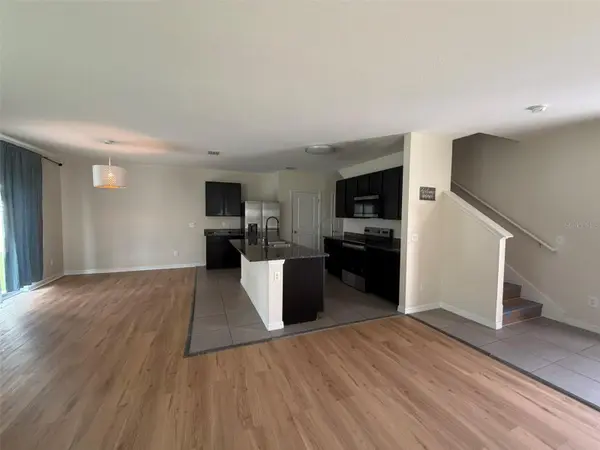 7572 TUSCAN BAY CIR, Wesley Chapel, FL 33545
