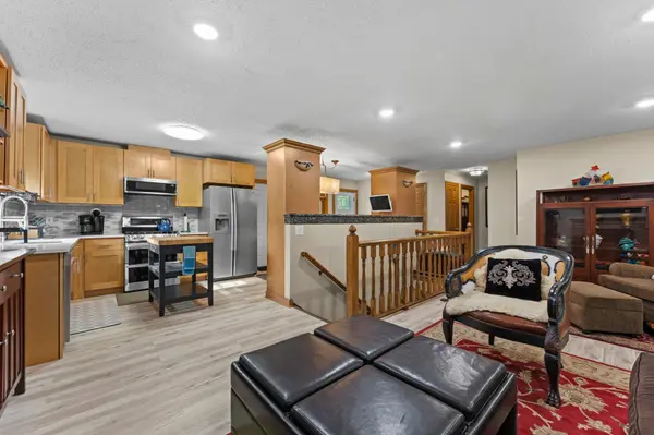 4555 W 131 1/2 ST, Savage, MN 55378