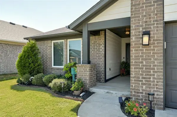 16136 Quiet Storm DR, Oklahoma City, OK 73170