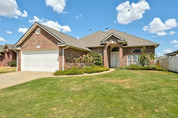 12520 Village LN, Oklahoma City, OK 73170