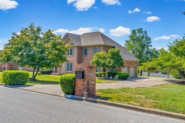 534 Pond Apple Rd, Clarksville, TN 37043