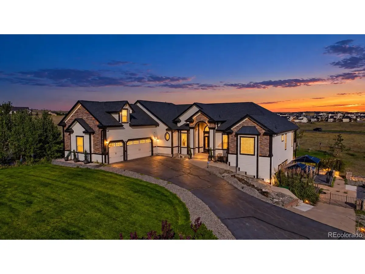 715 Coyote, Elizabeth, CO 80107