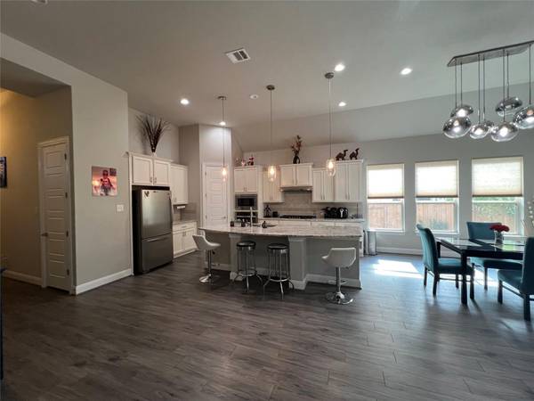 1709 Hollowback DR, Leander, TX 78641