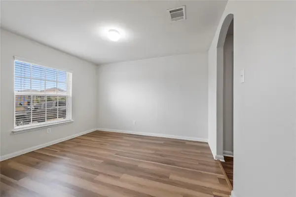 221 Koontz LOOP, Jarrell, TX 76537
