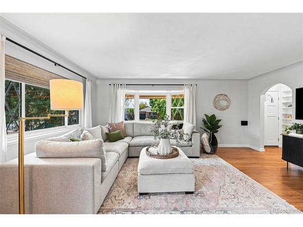 2386 S Bellaire, Denver, CO 80222