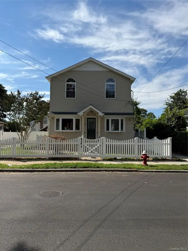 568 Park AVE, West Hempstead, NY 11552