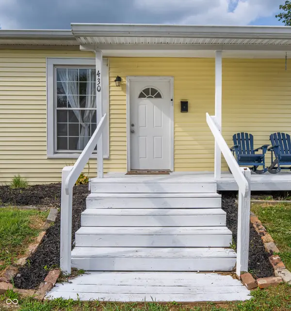 430 Mill ST, Hope, IN 47246