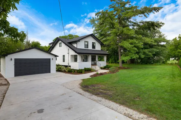 300 Geneva RD, Glen Ellyn, IL 60137