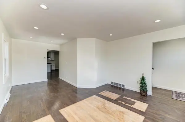 6218 W Foster AVE, Chicago, IL 60630