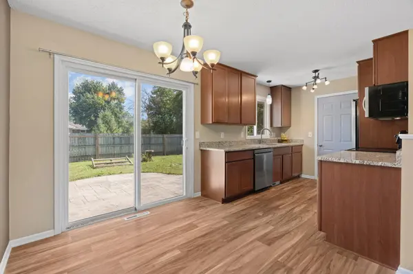 16860 Foliage AVE W, Rosemount, MN 55068