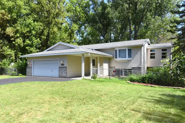 5506 Prospect AVE, White Bear Twp, MN 55110