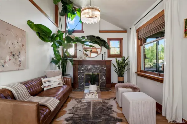 2223 S Gilpin ST, Denver, CO 80210