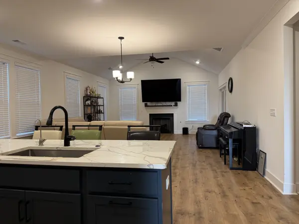 680 Conifer Dr, Spring Hill, TN 37174