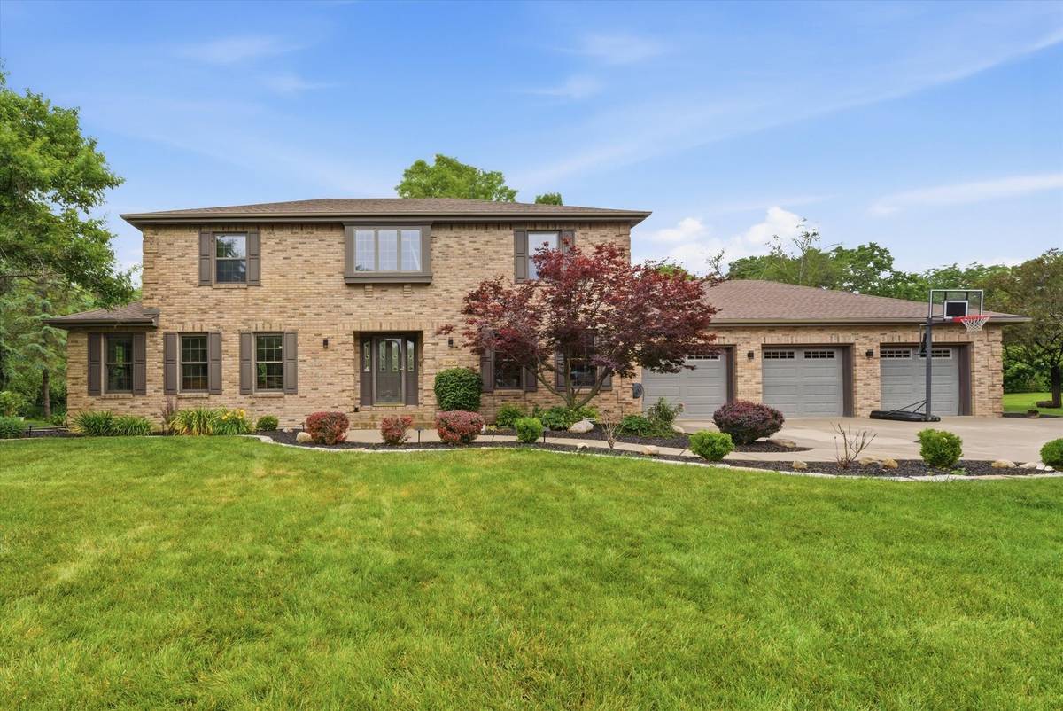 3109 Edgecreek DR, New Lenox, IL 60451