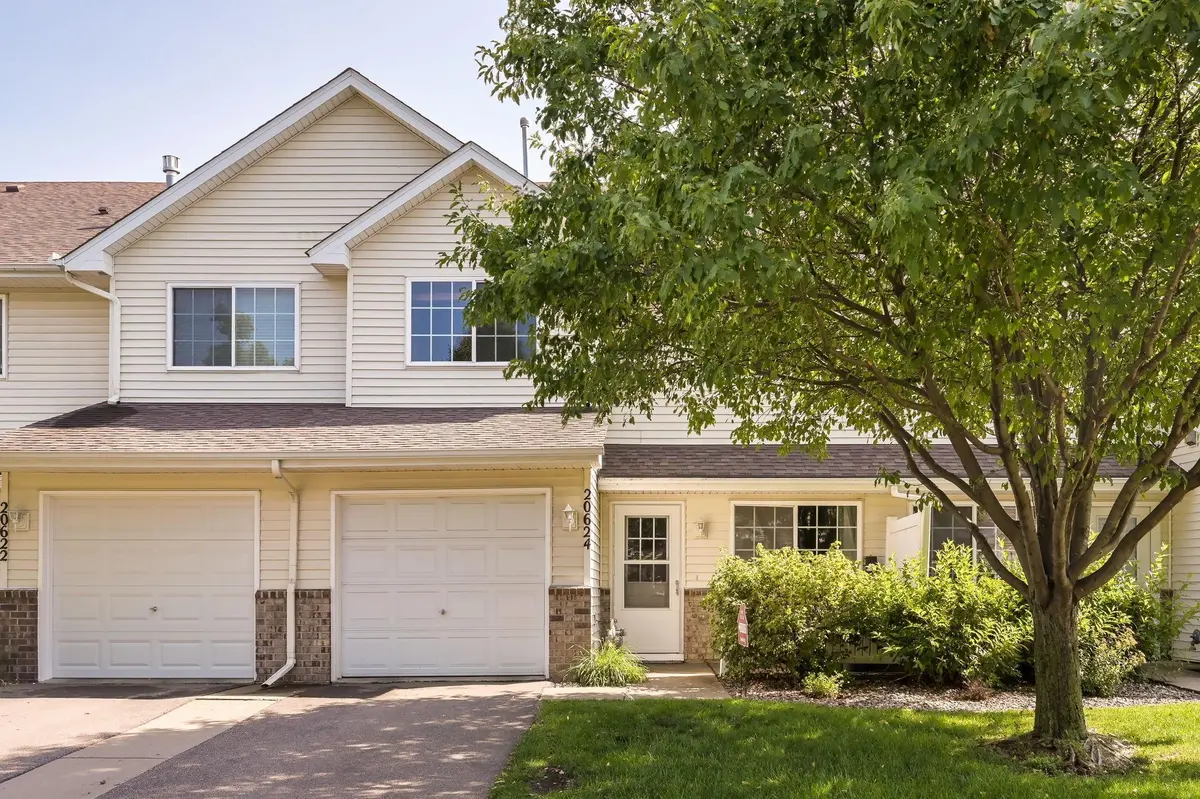 20624 Brennan PATH #201, Farmington, MN 55024
