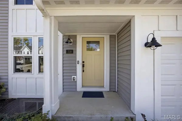 318 Newbridge WAY, St Charles, MO 63368