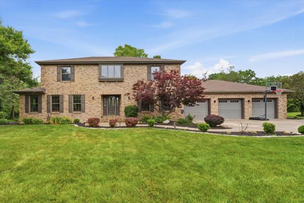3109 Edgecreek DR, New Lenox, IL 60451