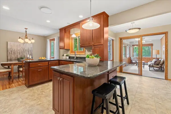 5935 County Road 11, Independence, MN 55359