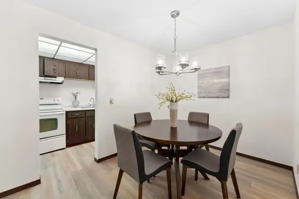 4120 Parklawn AVE #219, Edina, MN 55435
