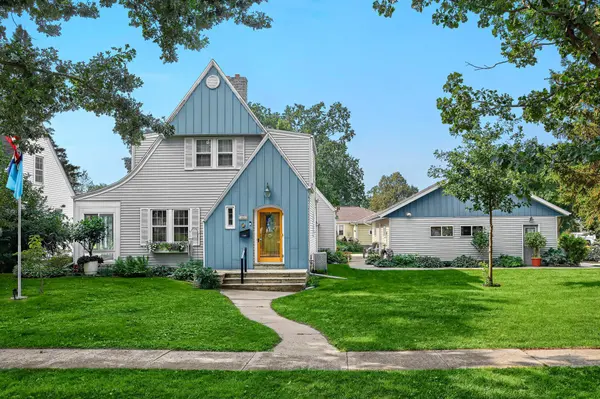404 Jefferson ST E, Caledonia, MN 55921