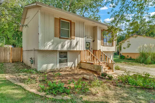 531 N Milton ST, Auburn, KS 66402