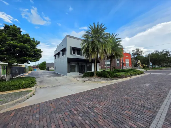 217 S OAK AVE, Sanford, FL 32771