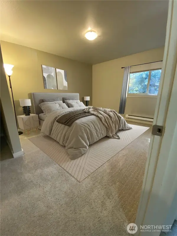 9805 Avondale Rd NE #M-240, Redmond, WA 98052