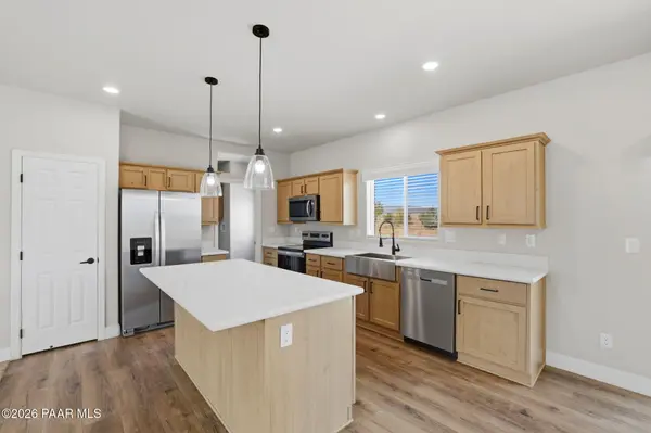 10355 E Powerline RD, Dewey-humboldt, AZ 86327