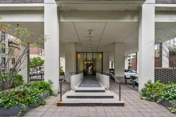 1400 N State Pkwy #10D, Chicago, IL 60610