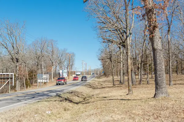 15115 Us-160, Forsyth, MO 65653