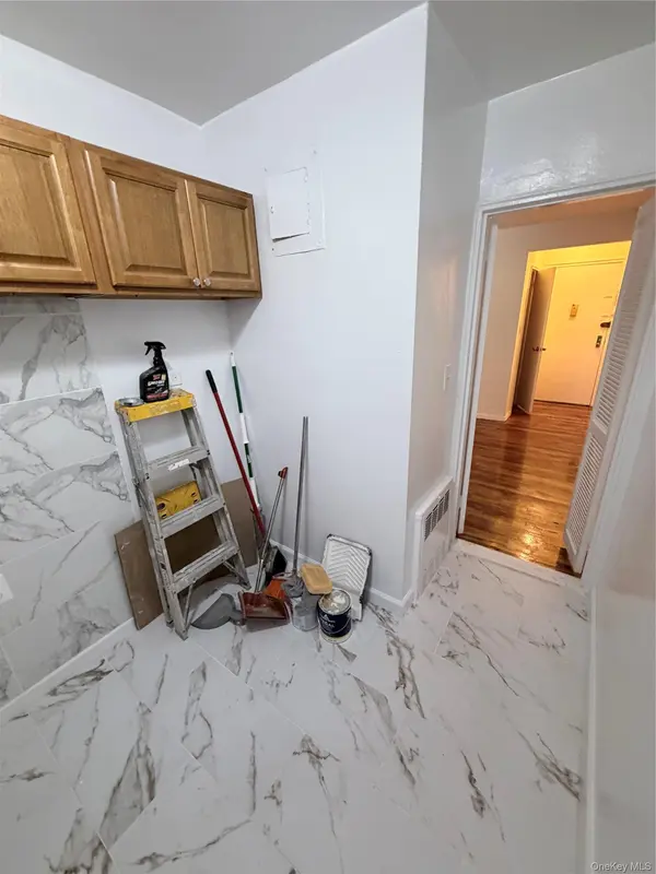 40-15 61st ST #3C, Woodside, NY 11377