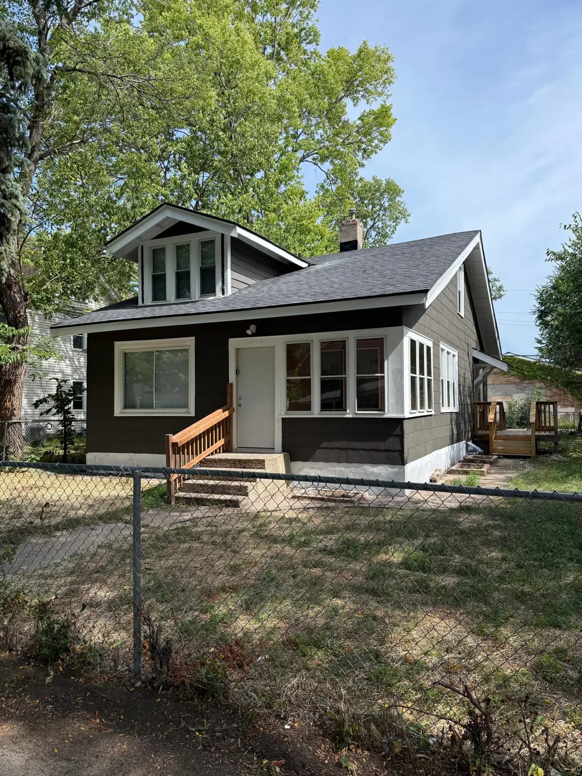 2439 15th AVE S, Minneapolis, MN 55404