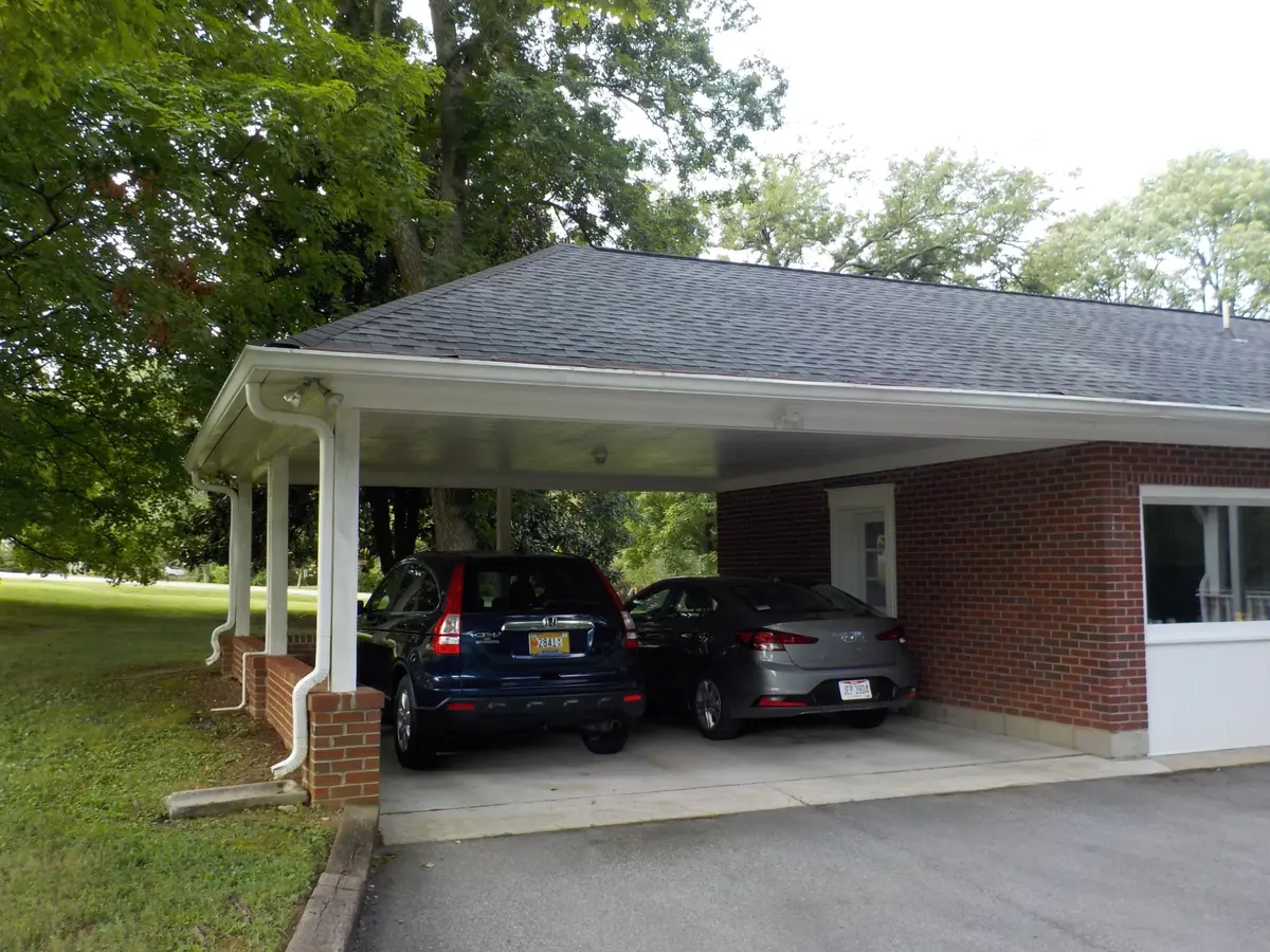 458 Oakley Dr, Nashville, TN 37220