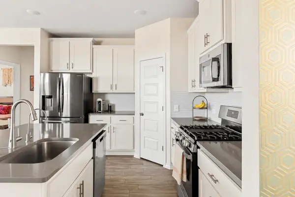 862 Pepperbark LOOP, Buda, TX 78610