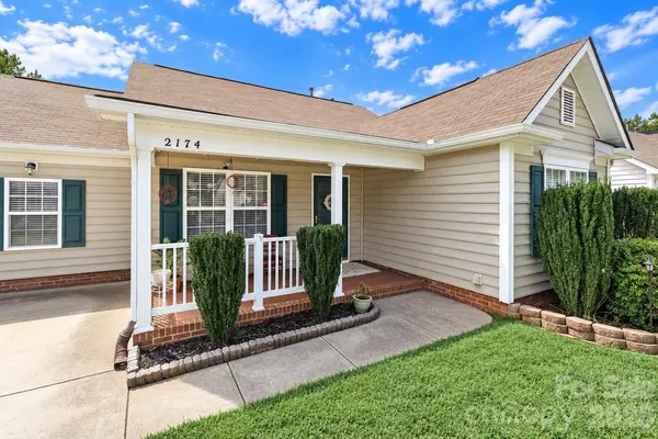 2174 Wexford WAY, Statesville, NC 28625