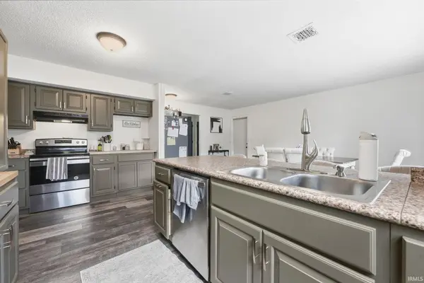 605 E 3rd ST, Auburn, IN 46706