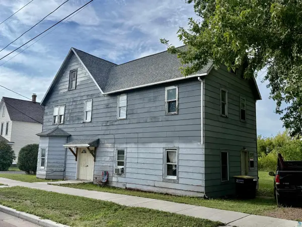 609 St Claire Street, Ashland, WI 54806