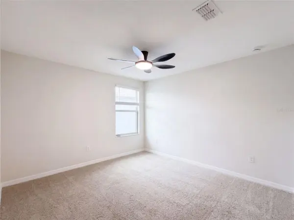 10448 CARLOWAY HILLS DR, Wimauma, FL 33598