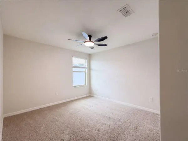 10448 CARLOWAY HILLS DR, Wimauma, FL 33598