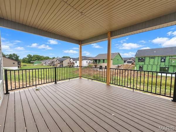 1839 Robins Mill CT, Maryville, IL 62062